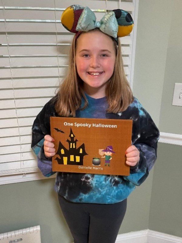 Photo of Danielle Harris