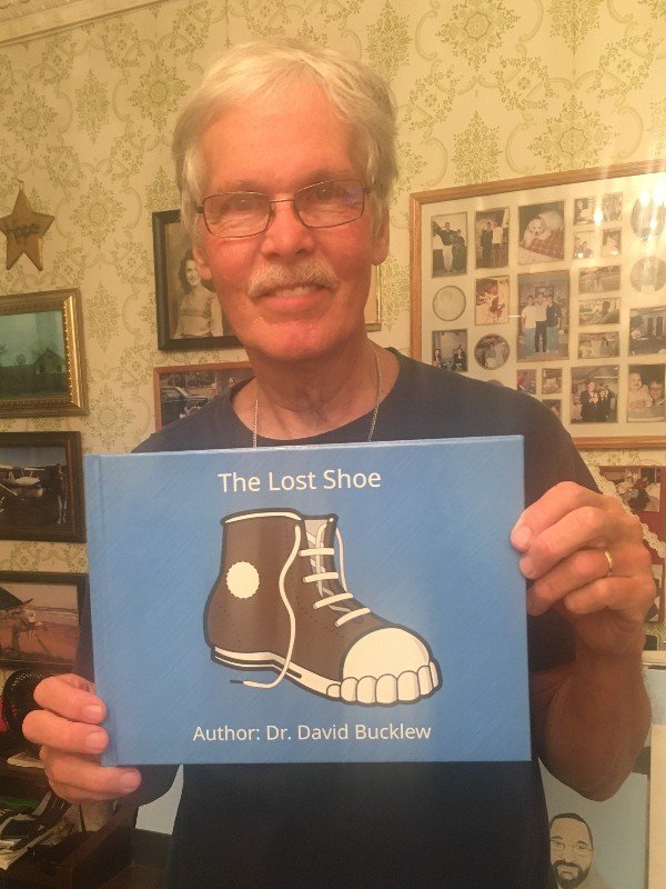 Photo of Dr. David Bucklew