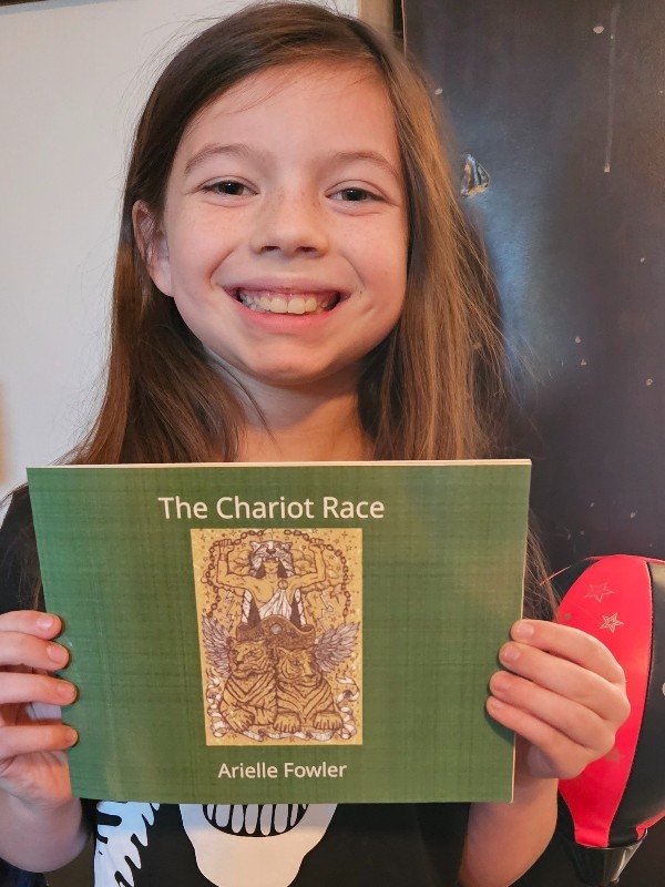 Photo of Arielle Fowler