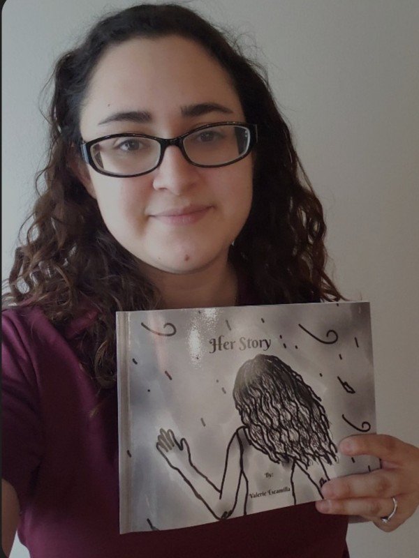 Photo of Valerie Flores