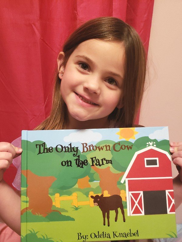 Photo of Odelia Knaebel