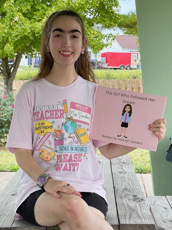 Photo of Haleigh Sanders