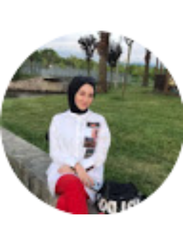 Photo of Zeynep Keskin