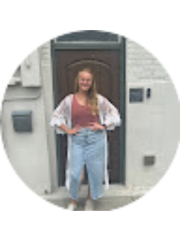 Photo of Kathryn Rosenthal