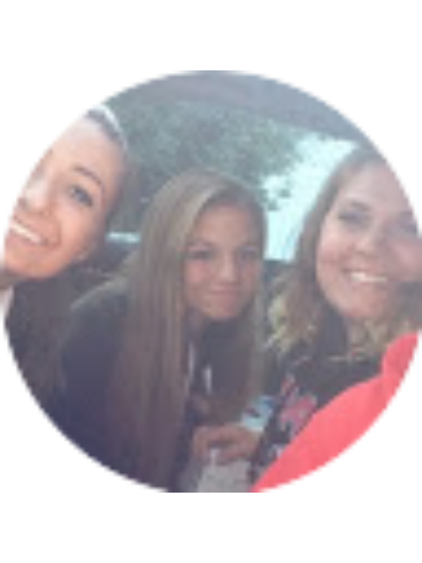 Photo of Victoria McEwan