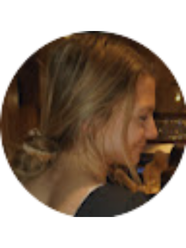 Photo of Olivia Smith