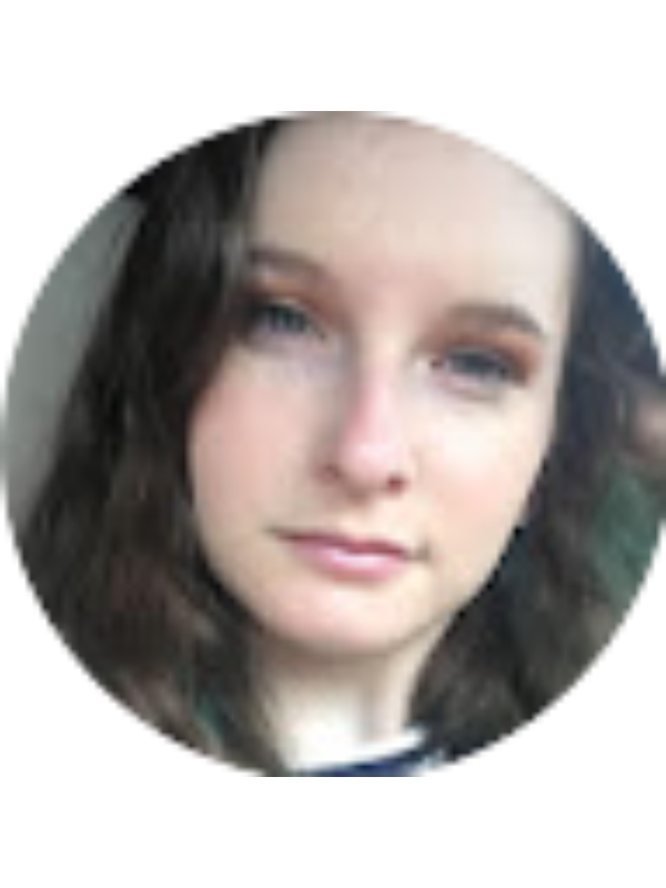 Photo of Hannah Schuetz