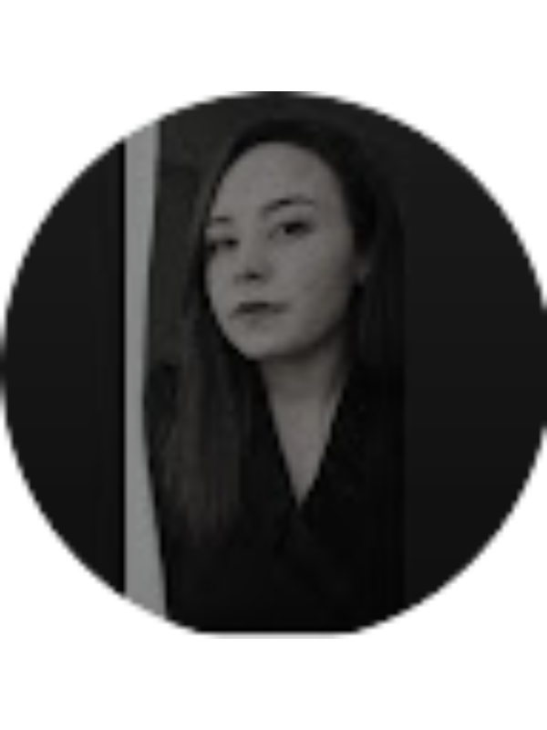 Photo of özge Saray