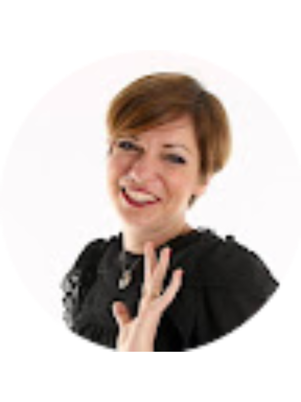 Photo of Silvia Elio