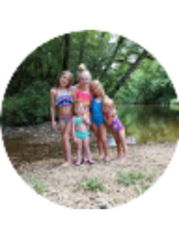 Photo of Aralyn Loftin