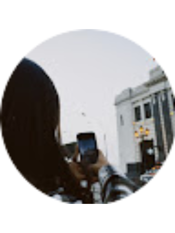 Photo of Alessia Santa maria