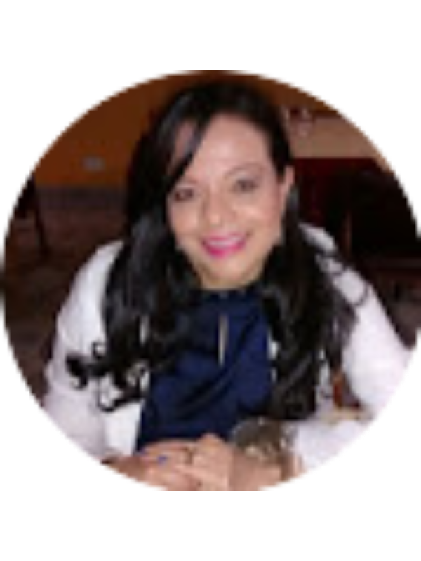 Photo of Alexandra Guarín