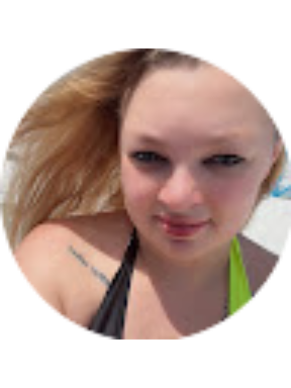 Photo of Samantha Devenport