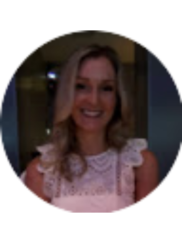 Photo of Lauren Denk