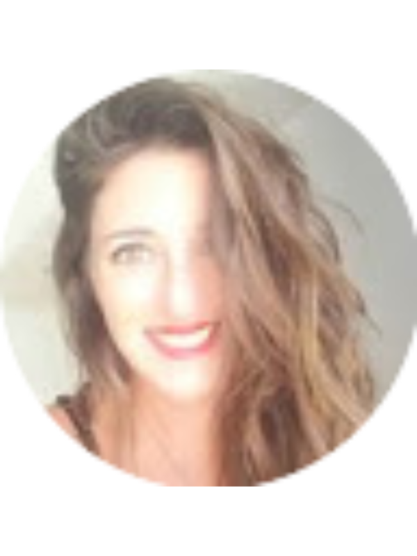 Photo of Alicia Bustos