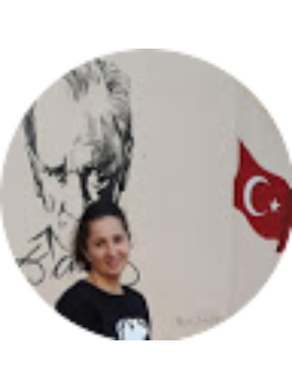 Photo of G&uuml;lhan Akdeniz