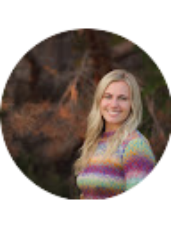 Photo of Gabrielle Peterson