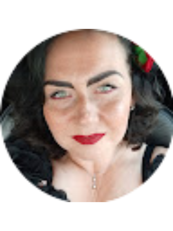 Photo of Eva Ardelean