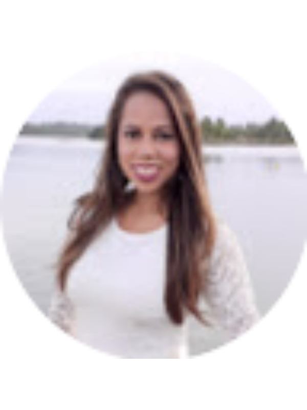 Photo of Larissa De Paula
