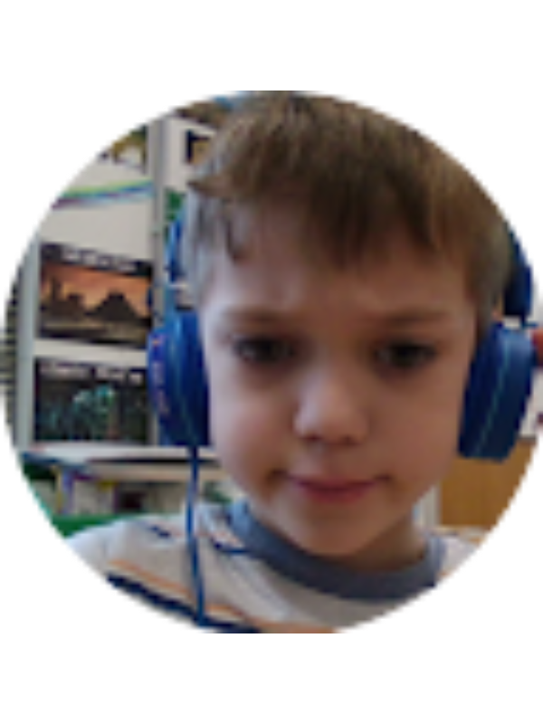 Photo of Simon Logan