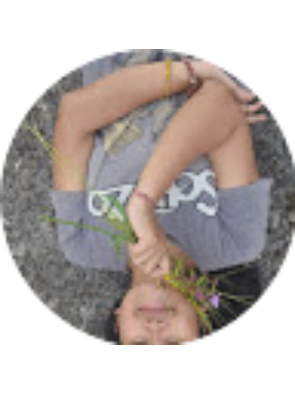 Photo of Natalia Riastini