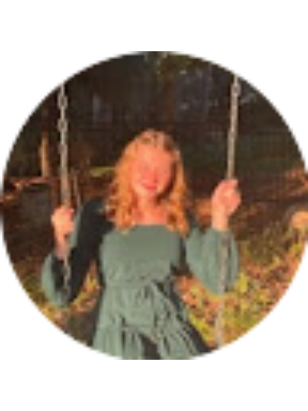 Photo of LOLA GIBSON