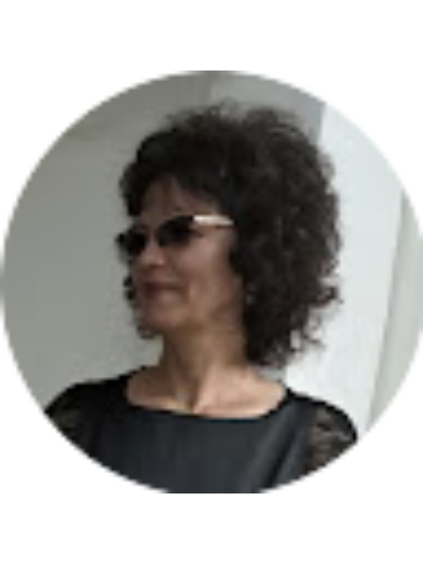 Photo of Elena Armasu