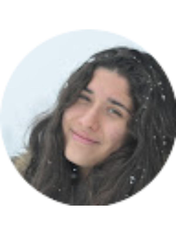 Photo of Carolina Silva