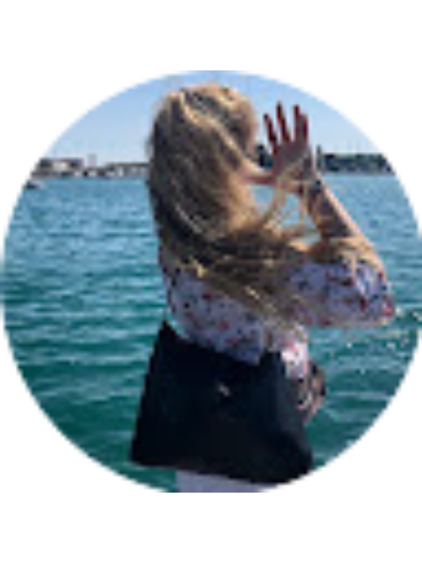 Photo of Mireia Perez