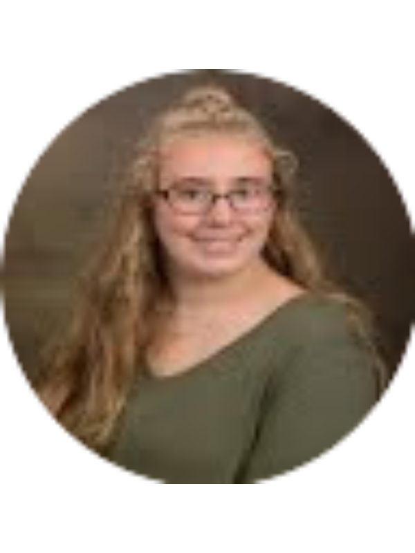 Photo of Tara Zylstra