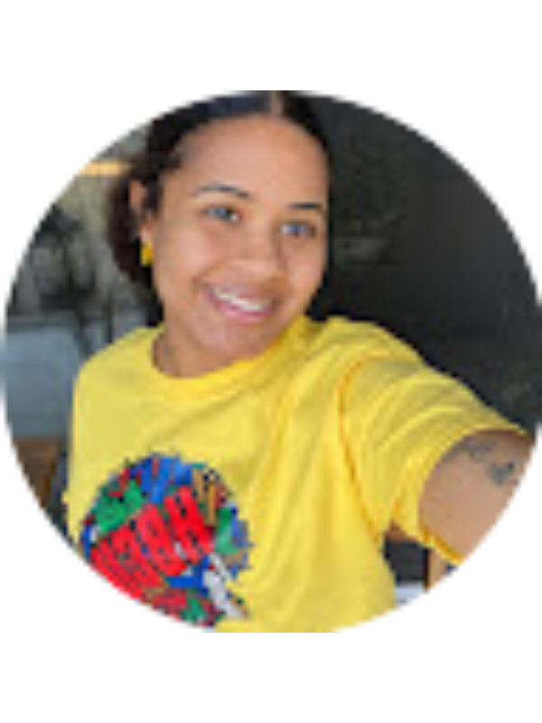 Photo of Ashley Deneise