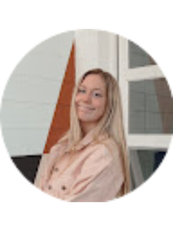 Photo of Bailey Halladay