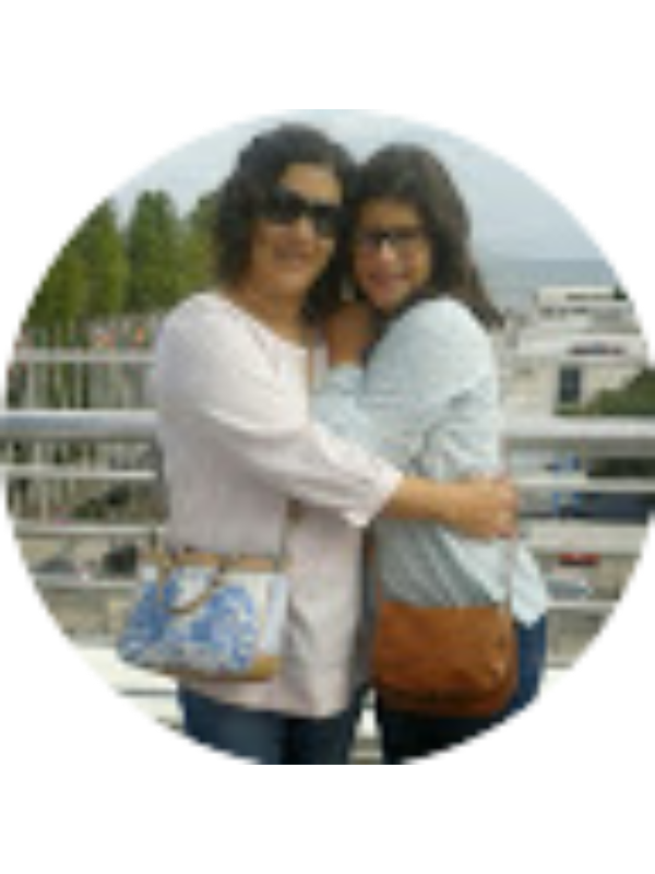 Photo of Maria Oliveira