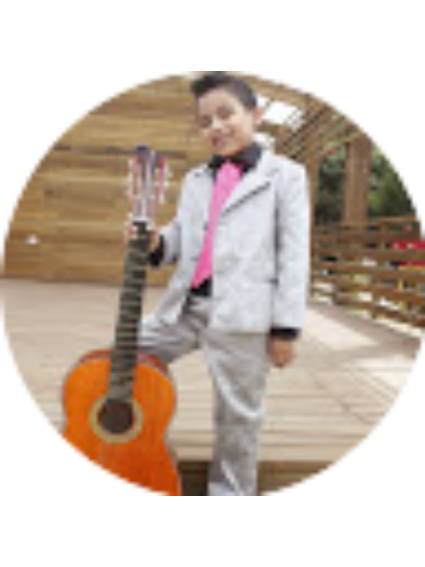 Photo of Sebas Valdivieso El peque&ntilde;o Gerardo Moran