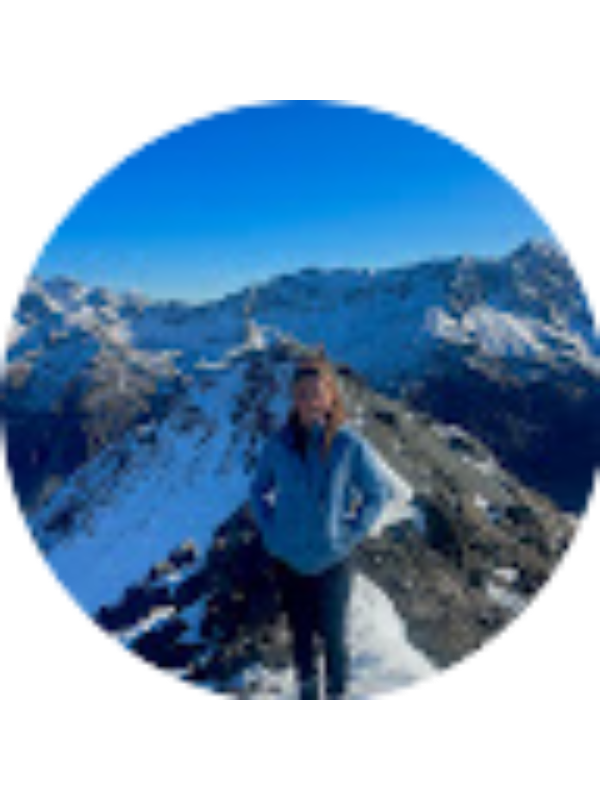 Photo of Christine Mons