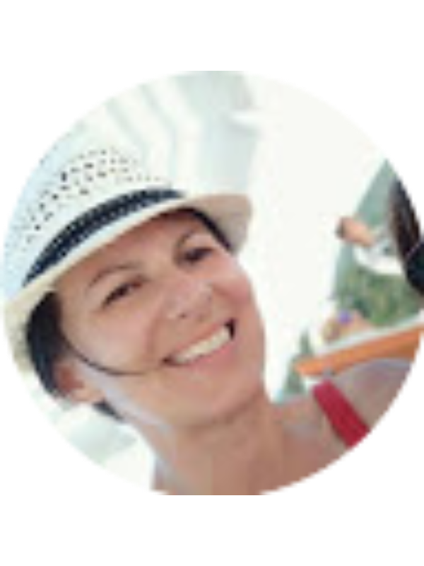 Photo of Eleni Tsimponi