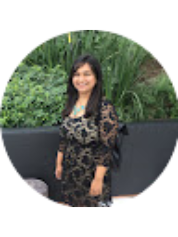 Photo of Farhina Mawani