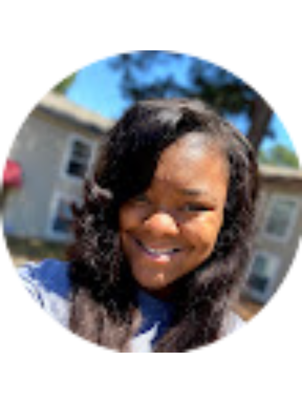 Photo of DeeDee Moss