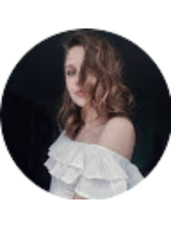 Photo of Paula Devder