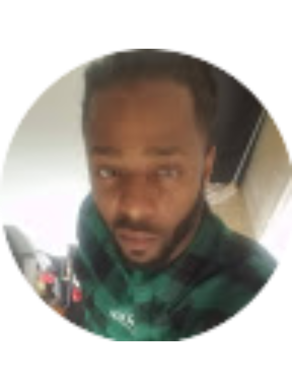 Photo of Vee Sims
