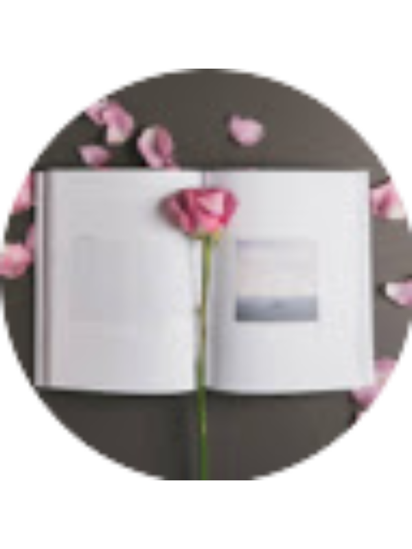 Photo of Andrea Roman