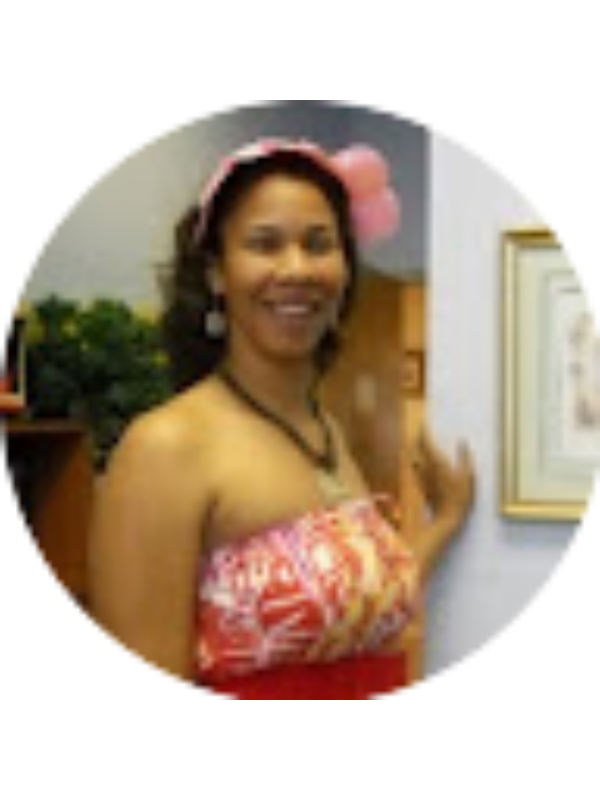 Photo of Jennifer Holmes