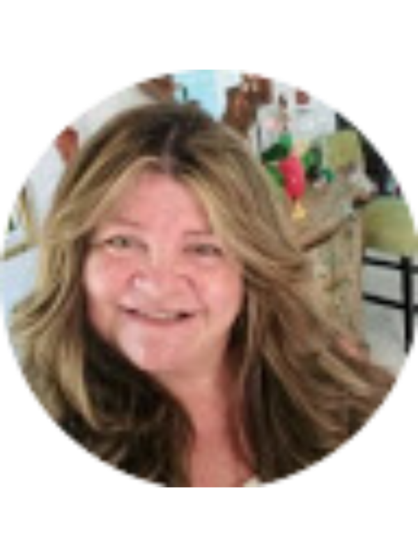 Photo of Laurinda Flores