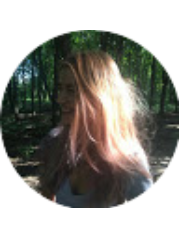 Photo of Alina Pituscan