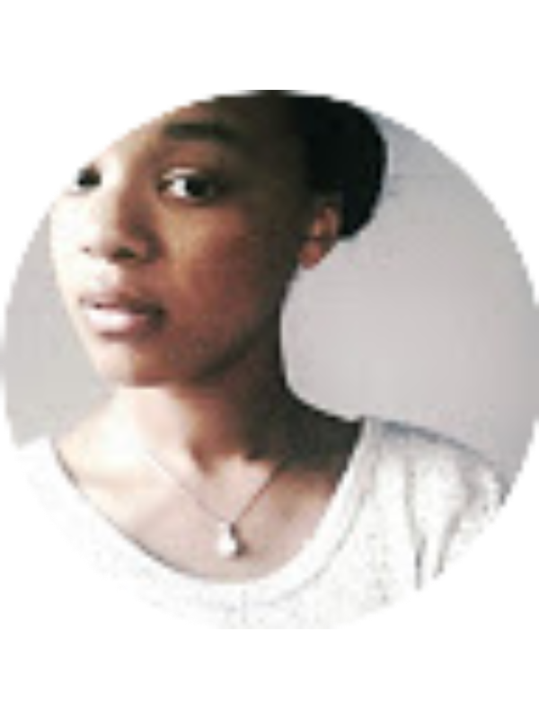 Photo of Ms. Holloway