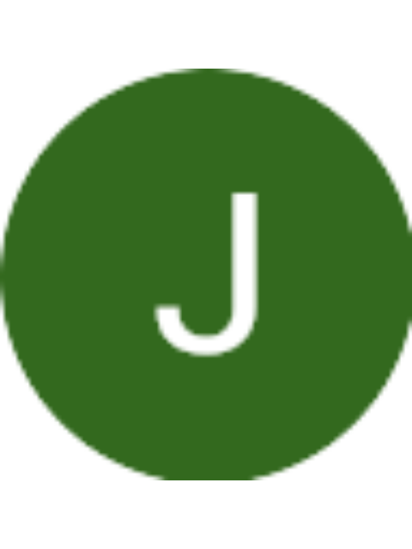 Photo of Jacquie Barros