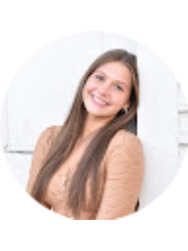 Photo of Kelsey Laesser