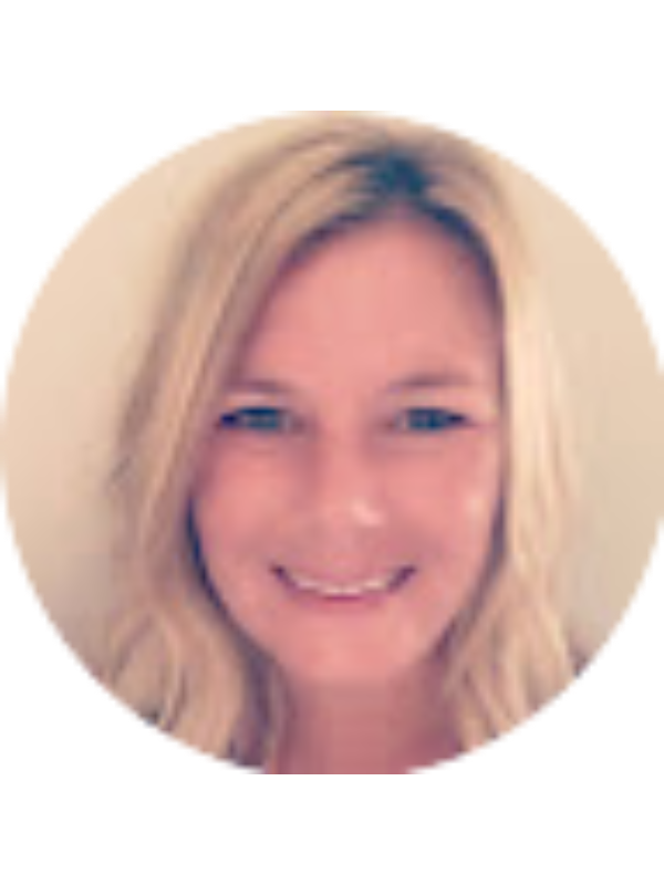 Photo of Carrie Schutzbach