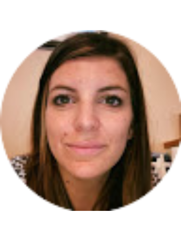 Photo of Victoria Dale