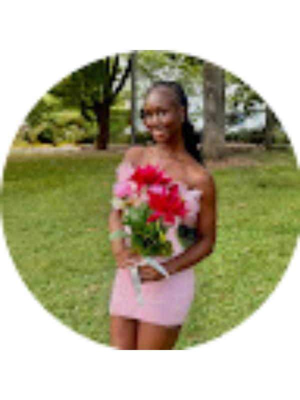 Photo of Naomi Makor